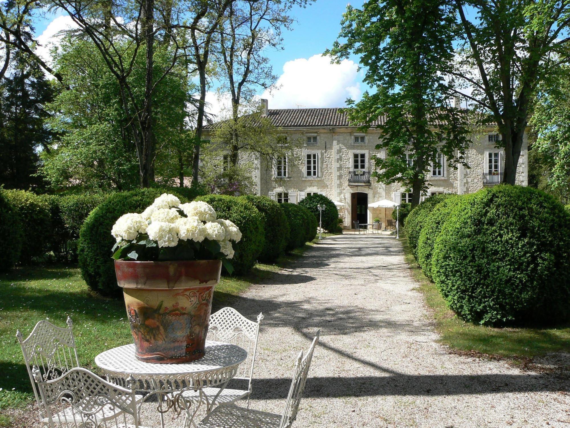 Chateau De L'Hoste Сен-Бозей Экстерьер фото